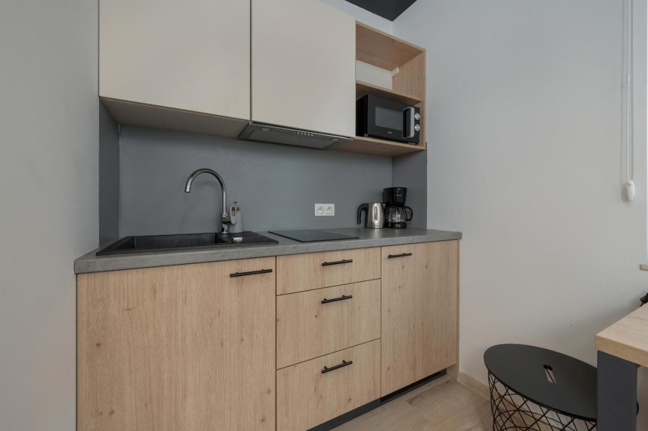 Trendy Studios With Home Office Near Wroclaw Main Station By Noclegi Renters ภายนอก รูปภาพ
