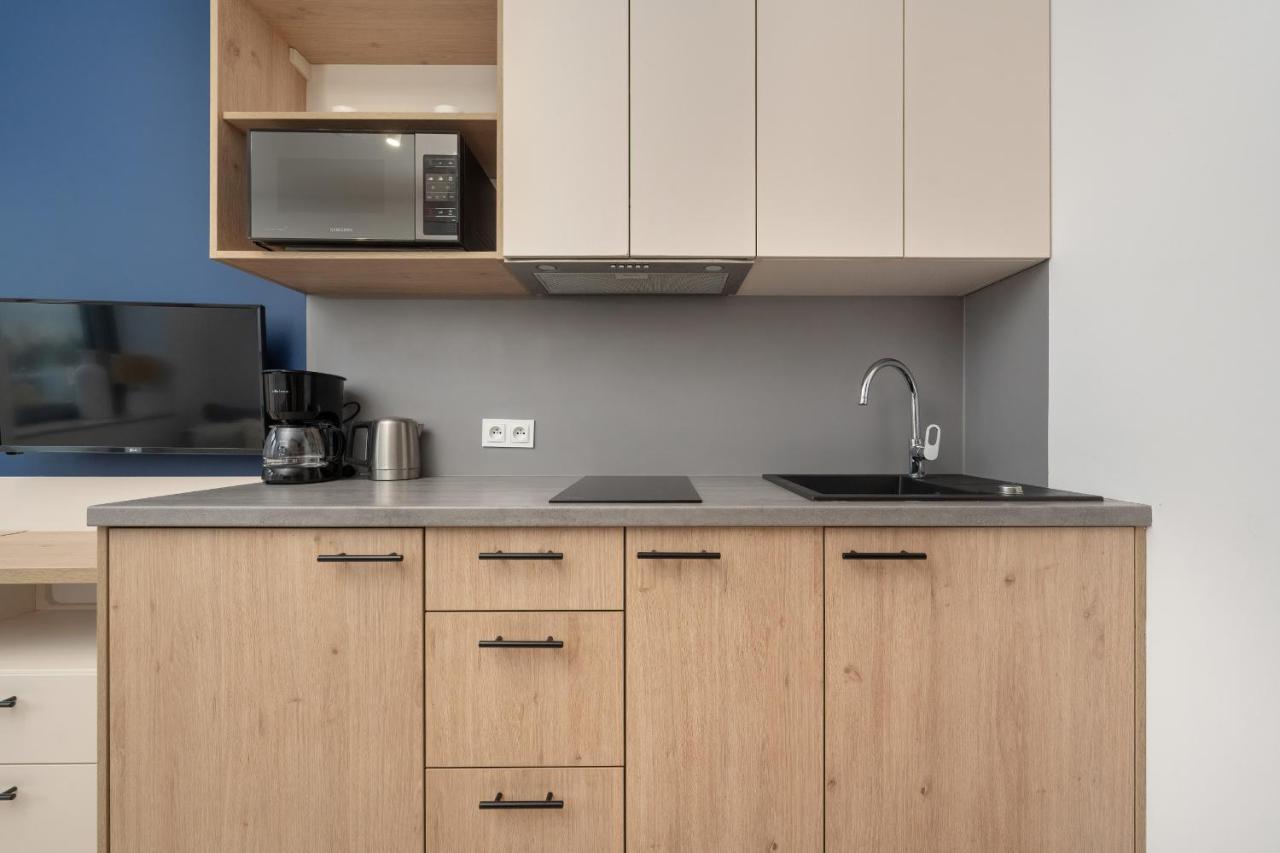 Trendy Studios With Home Office Near Wroclaw Main Station By Noclegi Renters ภายนอก รูปภาพ